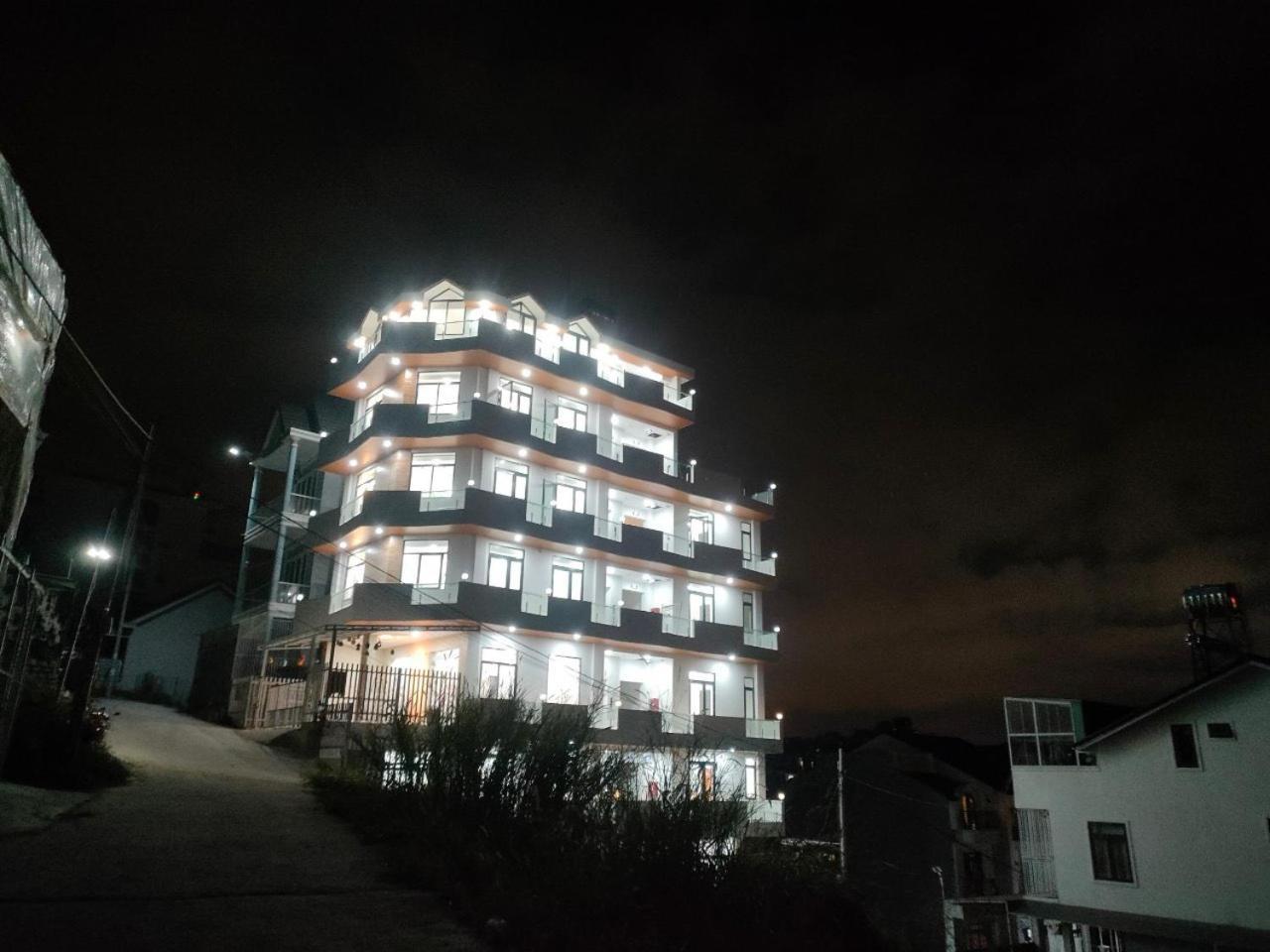 Hotel Khach San Anh Sang - Light House Da Lat Esterno foto