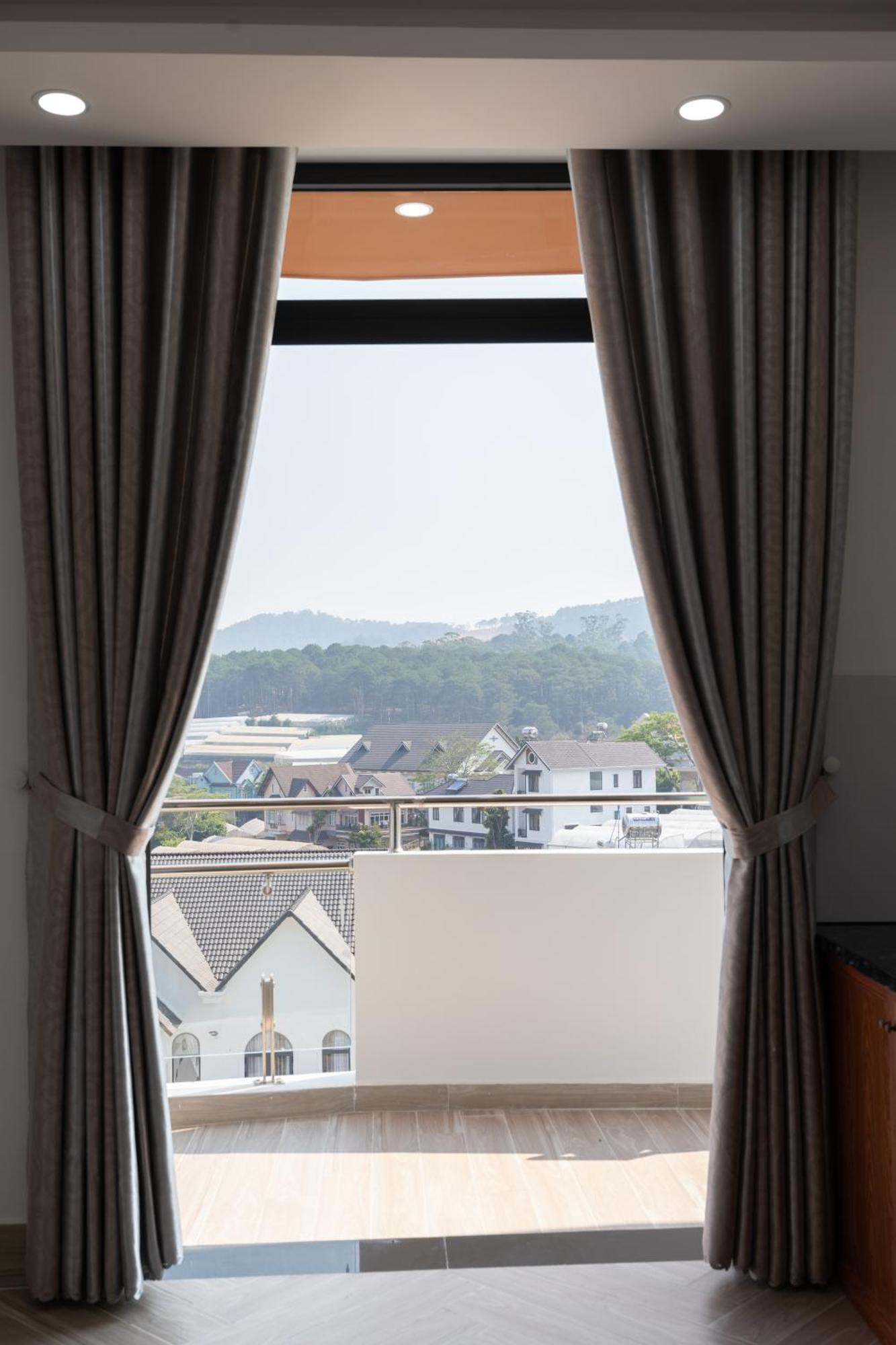 Hotel Khach San Anh Sang - Light House Da Lat Esterno foto